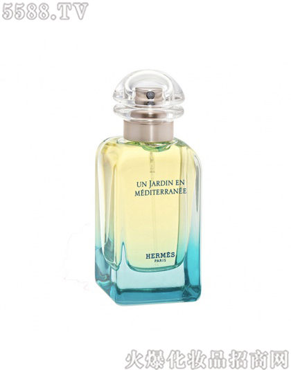 ���Ϻ�ӯ�M�����Q(m��o)�����޹�˾�����R�˵��к����@����ˮ50ml