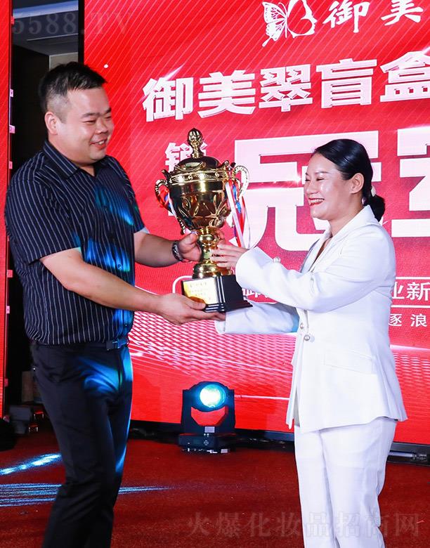 �������t(y��)ˎ����Ƽ�(�K��)���޹�˾��������ȫ�����I(y��)�x�ܴ���C���F(xi��n)��