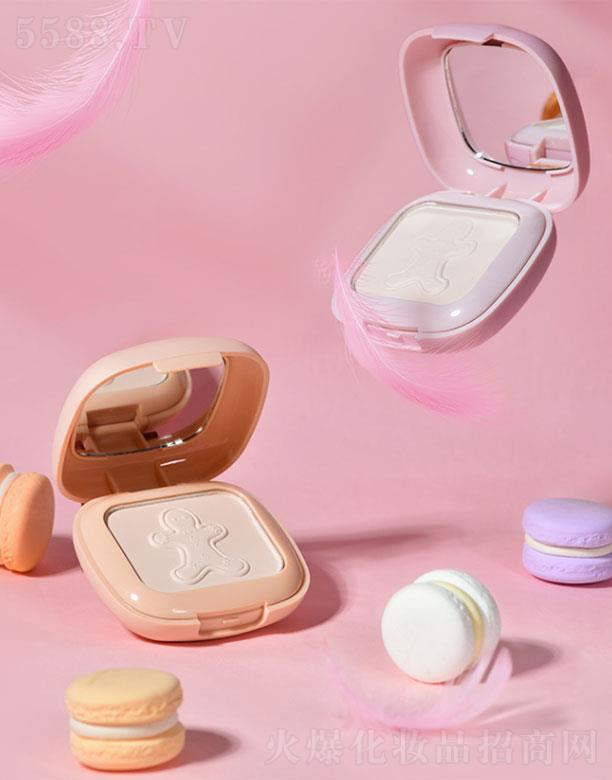 �K���K�����Q(m��o)�����޹�˾���K���K����   HOLDLIVE�����ͷ��  ��覶��y   ��ˮ����