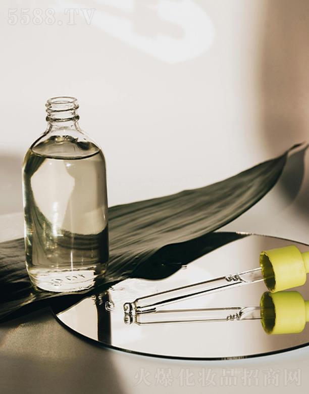 �Ƭ����yƷ���o�a�����޹�˾��Tag Free���B(y��ng)��͸ˮ