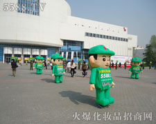 ��ͨ��ģ�����ڱ������I(y��)���[��(hu��)��(hu��)��(ch��ng)�Ϫ�(d��)�I(l��ng)�L(f��ng)�}