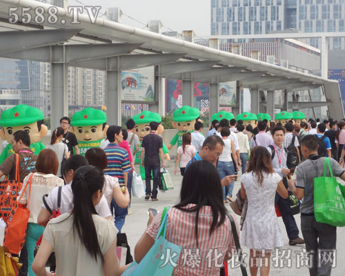 ̤��չ���ƏV֮·���҂��x�o���