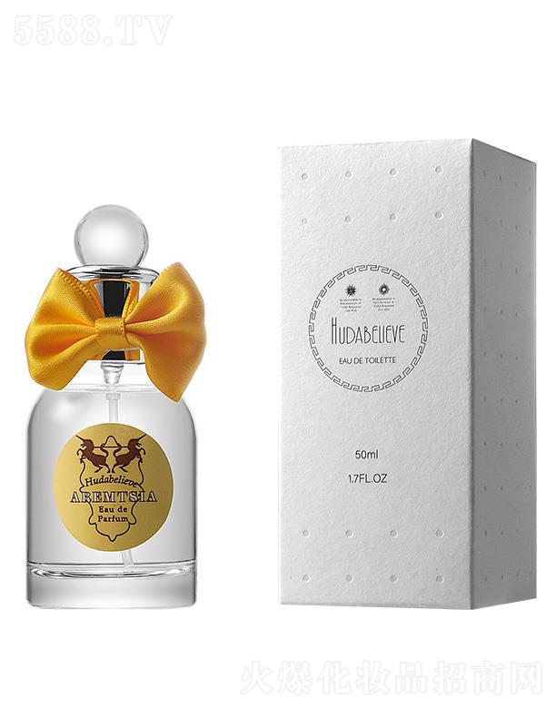 С������Ů���Ķ��Z(y��)��ˮ-�S