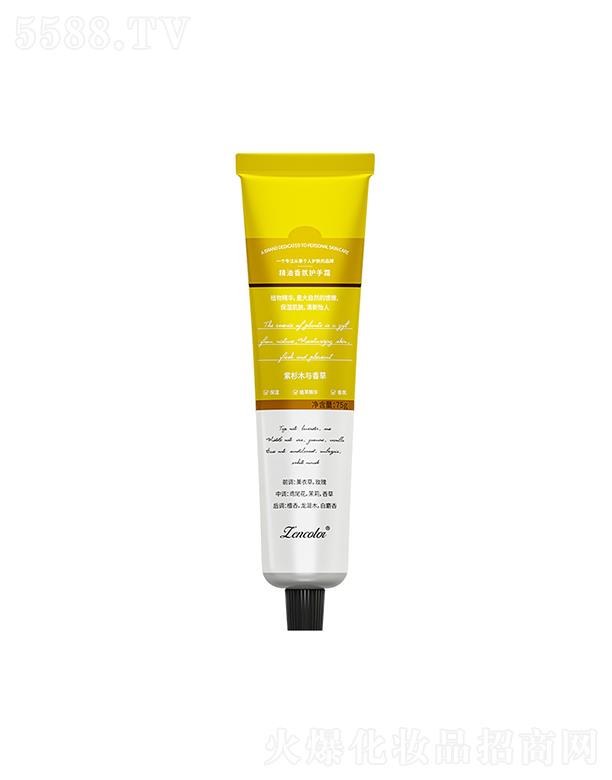 ���ʾ�������o(h��)��˪������ľ�c��ݣ���ˬ�̝�(r��n)