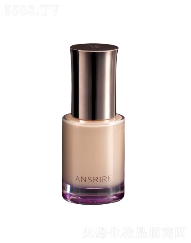 ���������R���ýz���]͸�۵�Һ���\��ɫ��