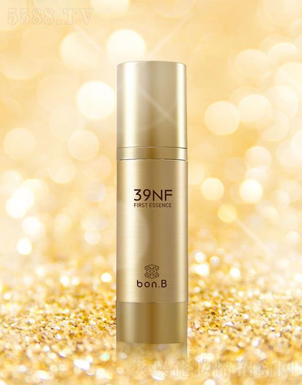 �������A��