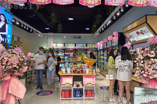 ���˻��yƷ��ٍ�X�����w�ʽ����(w��)��С�Y�������ɫ