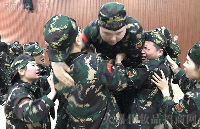 ��չӖ(x��n)���Ƕ̕�����Ӱ푅s�����h(yu��n)�ģ�