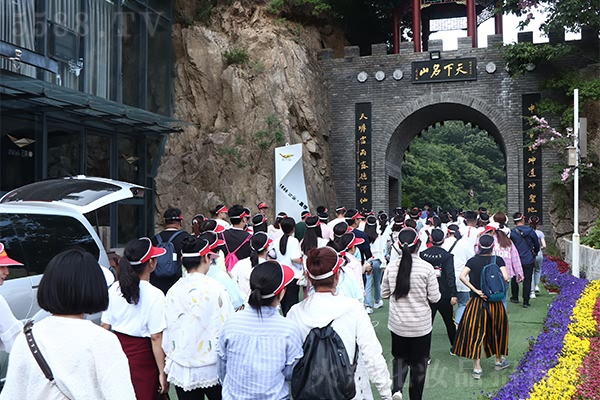 ������;· �Գֲ�и��