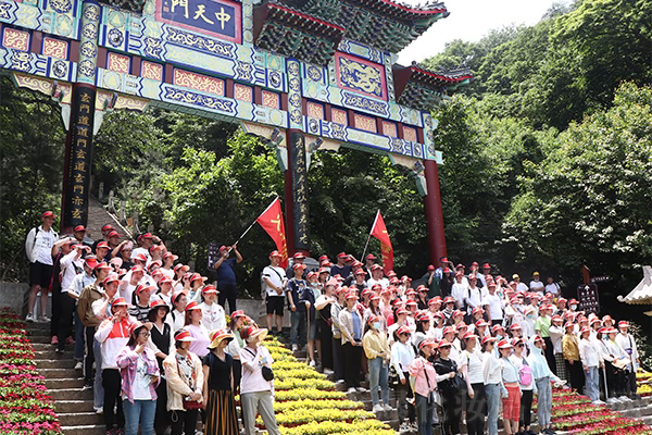 ����(m��ng)�Ͼ�ɽ��Ʒ�����Ļ�