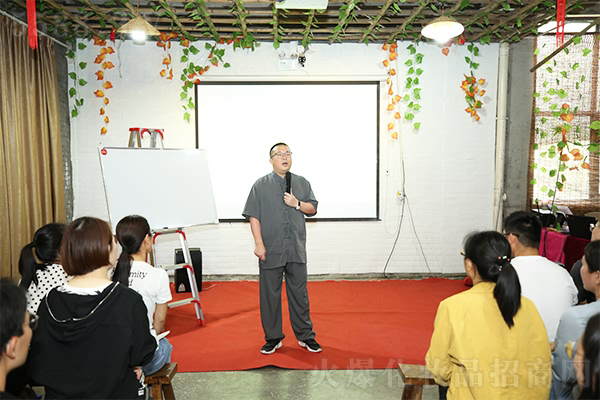 �ʵ��Ͼ�ɽ����������½�(j��ng)��