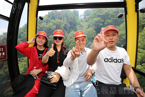 һ������һ�l�ģ�һ������һ��ǰ�M(j��n)��