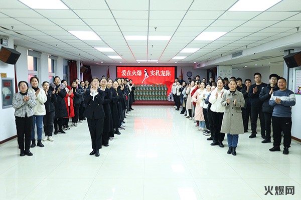 �펽�`���A������(m��ng)�»����𱬾W(w��ng)��T���l(f��)��Ů��(ji��)�YƷ��