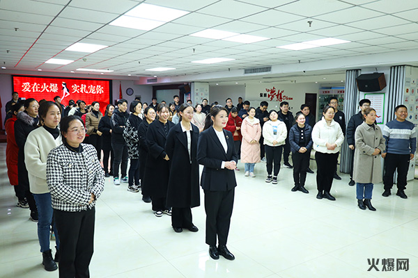 �펽�`���A������(m��ng)�»����𱬾W(w��ng)��T���l(f��)��Ů��(ji��)�YƷ��