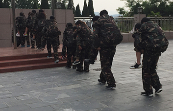 ��������·��һ���ĵ�ϴ�Y��һ�θ�������A��