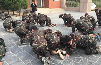 ����һ��һ��������Щ���Ӳ�����