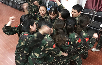 ���ˉ��룬���ˈF���ÿ���˱،��Գ���ȥ��