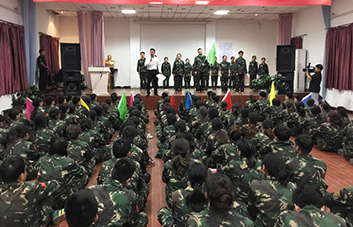 �F꠱�ƴ�����µ�ֻ���ǜIˮ�������z����