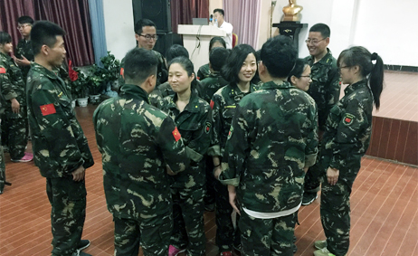 ٝ���e�����ի@�옷��