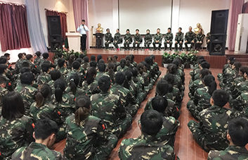 �����ӡ�����(zh��n)��������飬�I��������չʾ��