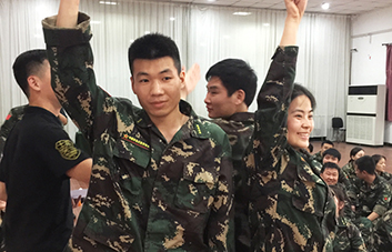 �\�I�ᢷ��ɛQ��ǧ��������ؠ��������A������