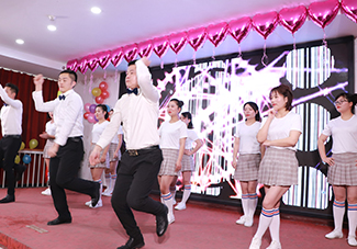 �_��(ch��ng)������˻��˵��L(f��ng)����չ�F(xi��n)�����˵�������