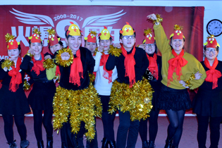 �𱬾�����c��(hu��)��С�u�赸�_��(ch��ng)�R�u����