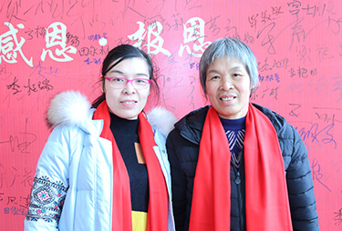 ��������L(zh��ng)��ĸ�������²�����(j��ng)���cĸ�H��Ӱ��