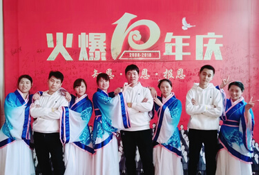 �]���������(d��ng)�ഺ���r(n��ng)�Y�W(w��ng)С����Ӱ����