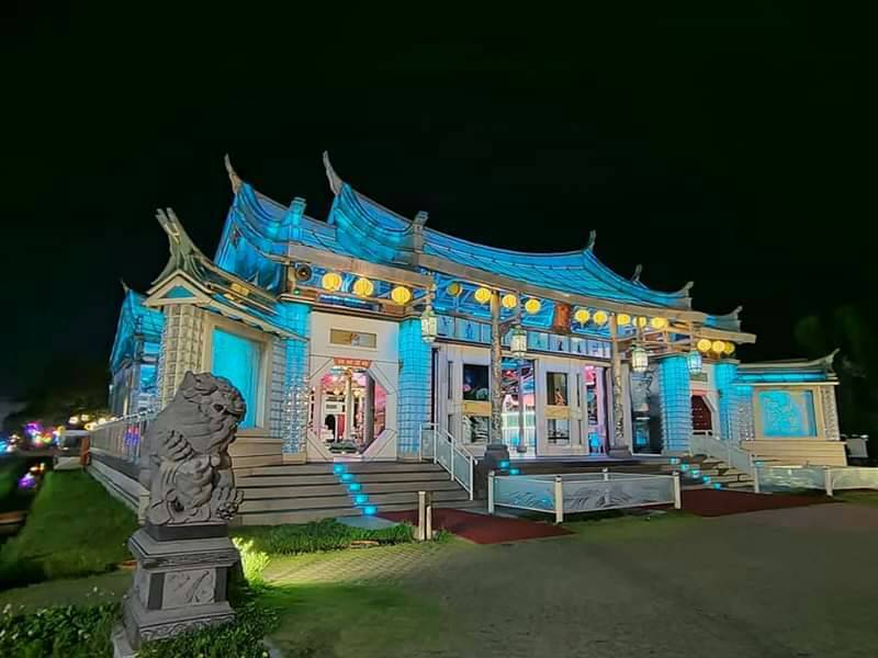 台灣包車旅遊-彰化 玻璃廟