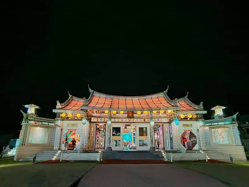 台灣包車旅遊-彰化 玻璃廟